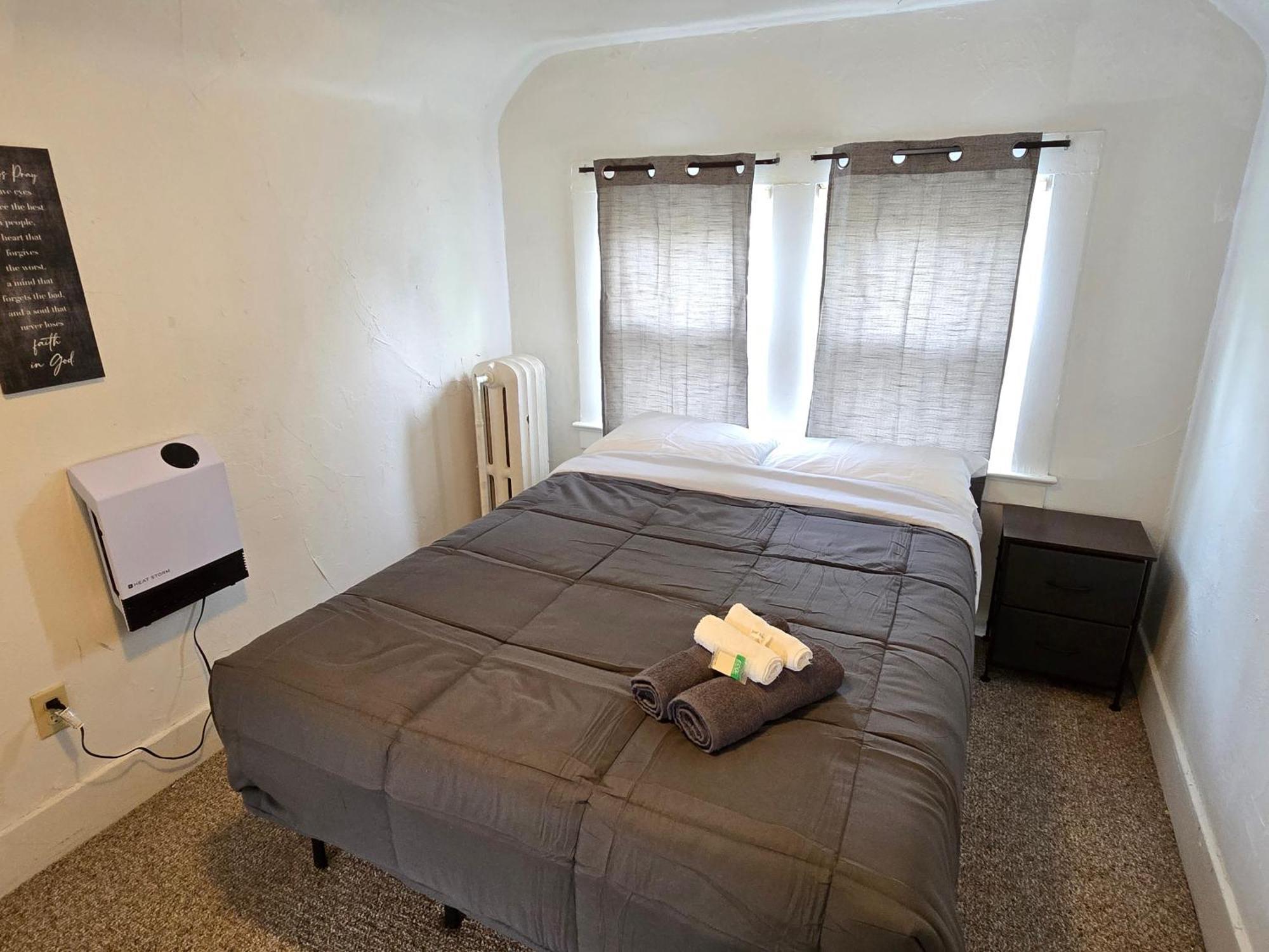 Private Rooms In Rochester Home- Near Hospitals And Universities 外观 照片